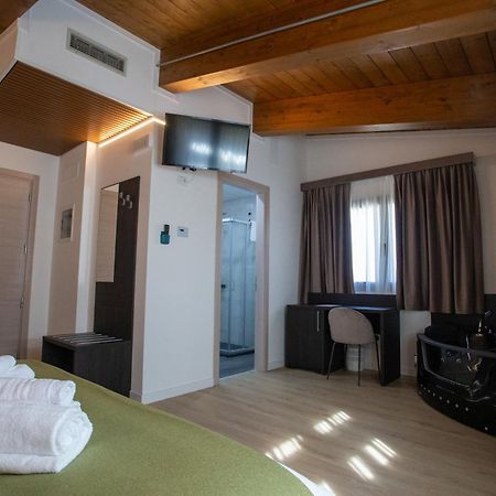 Il Castagneto Hotel Amatrice Bagian luar foto