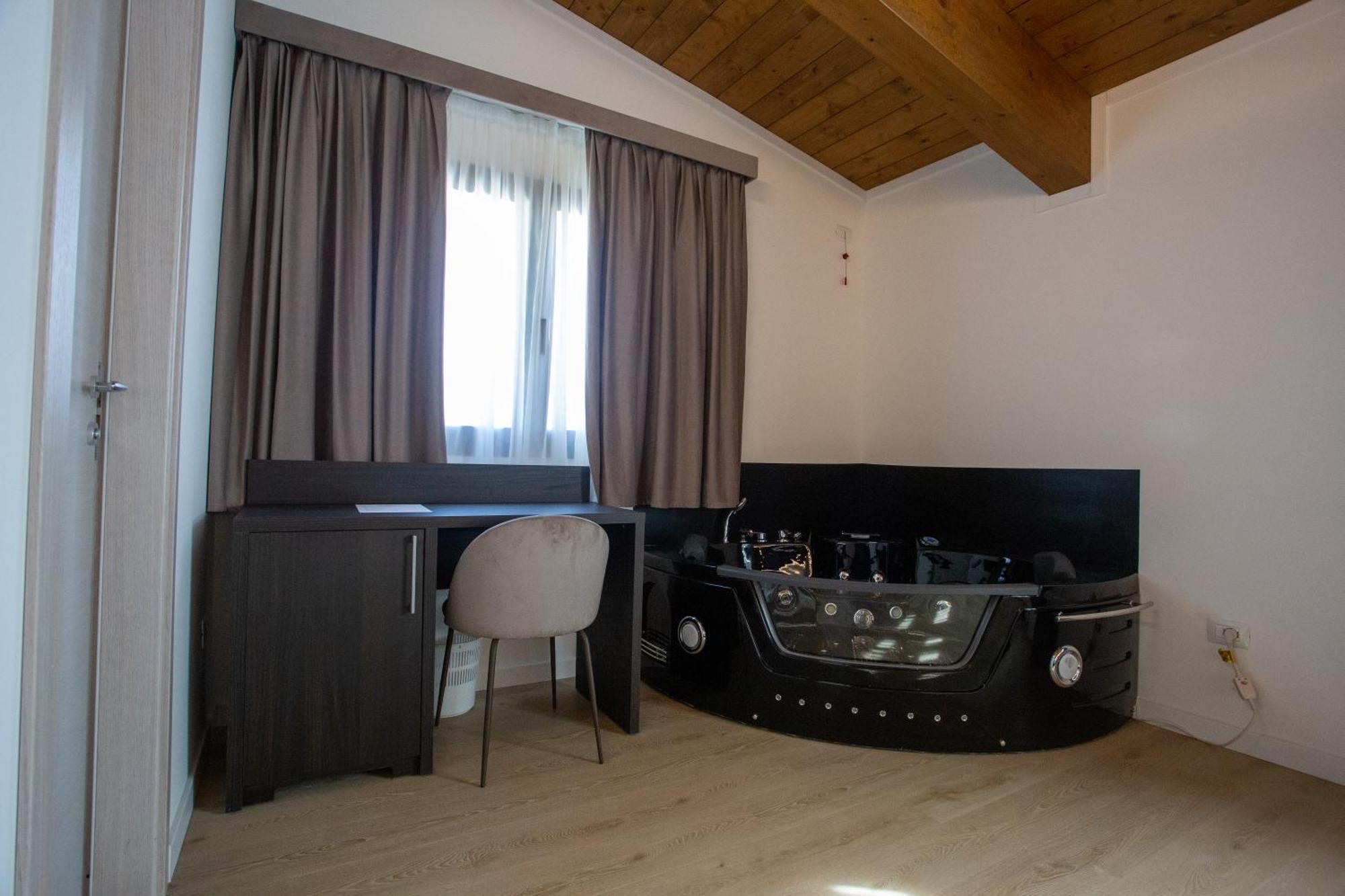 Il Castagneto Hotel Amatrice Bagian luar foto